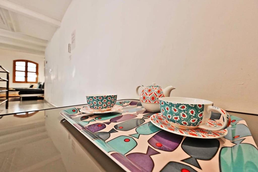La Bulle - Parking Gratuit En Souterrain - 2 Mins Du Palais Des Papes - Clim Ac - Wifi Avignon