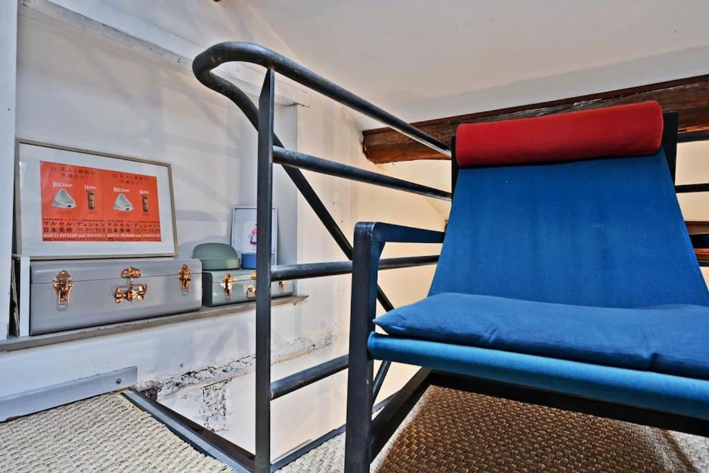 La Bulle - Parking Gratuit En Souterrain - 2 Mins Du Palais Des Papes - Clim Ac - Wifi Apartment *